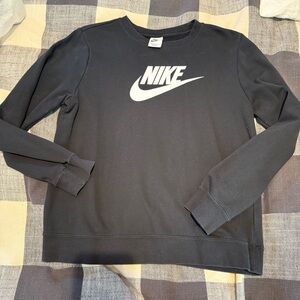 Nike Crewneck Sweater Medium